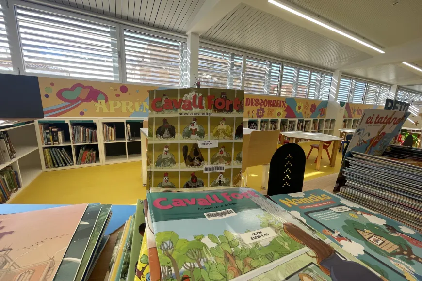 Biblioteca Mar de Llibres de l'Estartit | © EMD de l'Estartit Biblioteca Mar de Llibres de l'Estartit | © EMD de l'Estartit