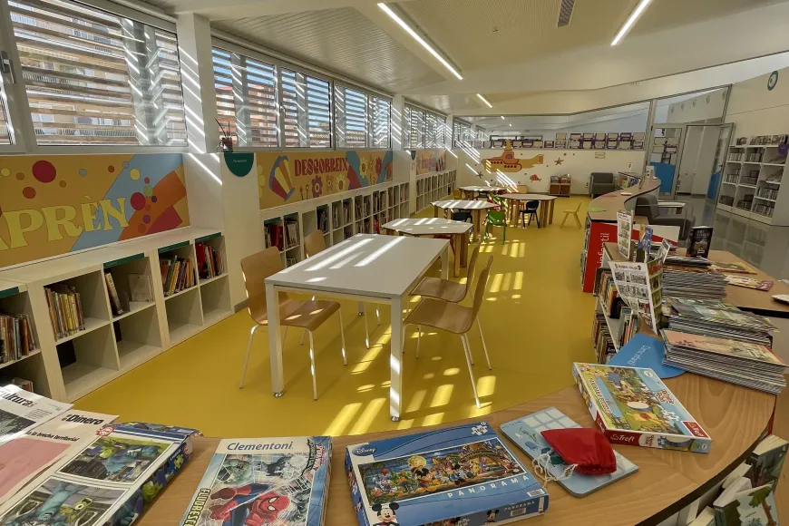 Biblioteca Mar de Llibres de l'Estartit | © EMD de l'Estartit Biblioteca Mar de Llibres de l'Estartit | © EMD de l'Estartit