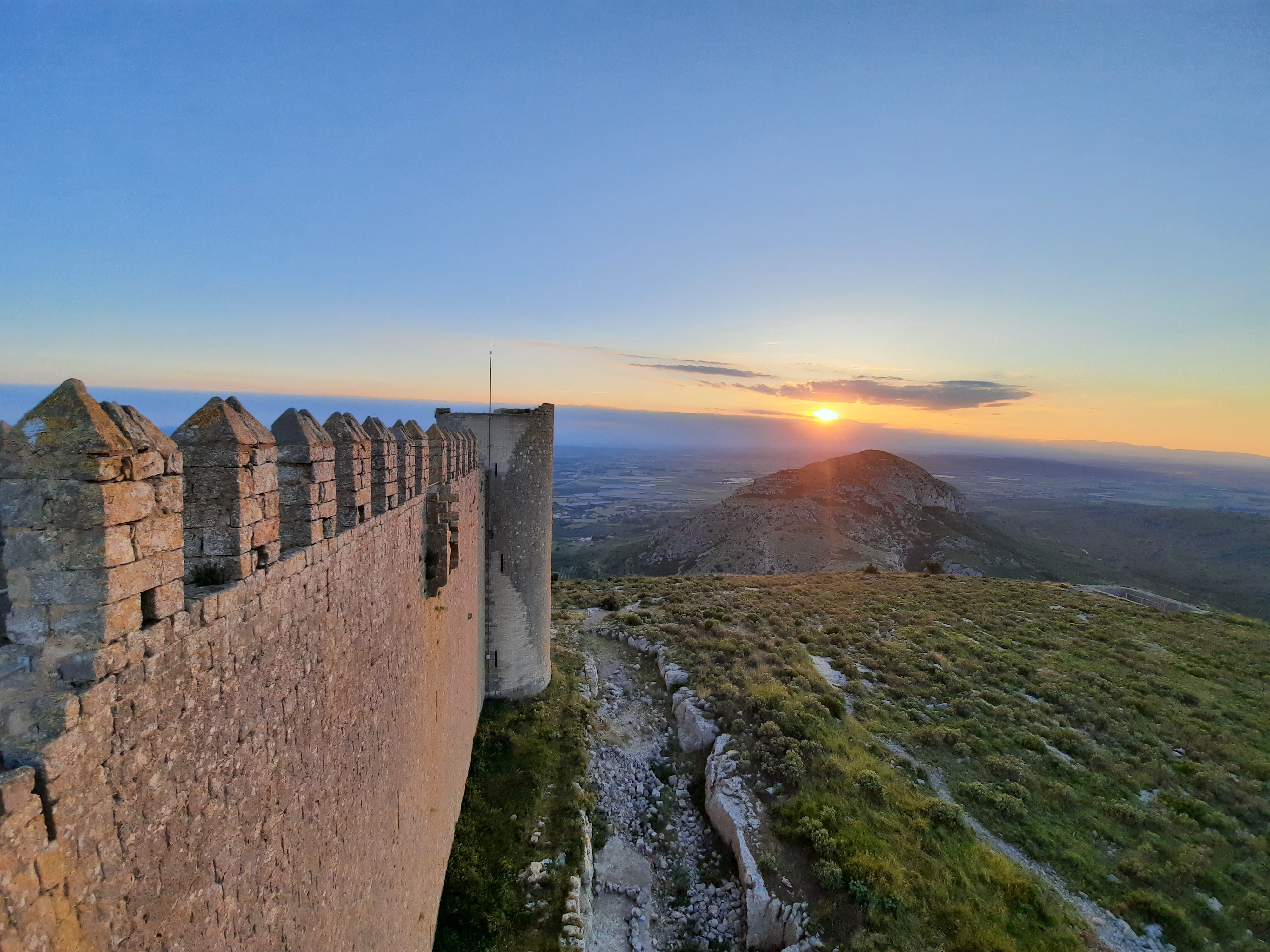 Capvespre al castell
