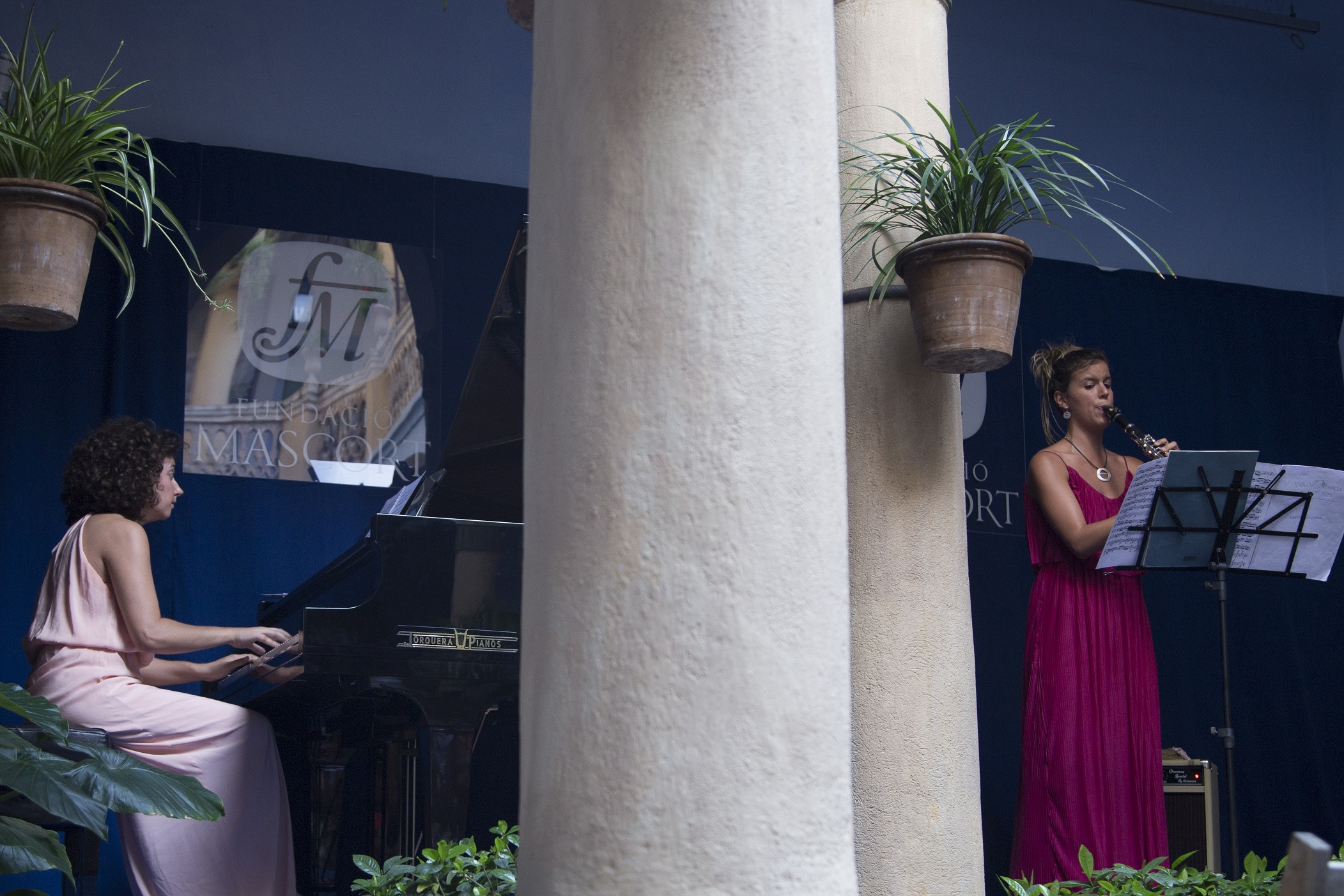 Neus García, a l'esquerra, i Juncal Salada | © Paula García