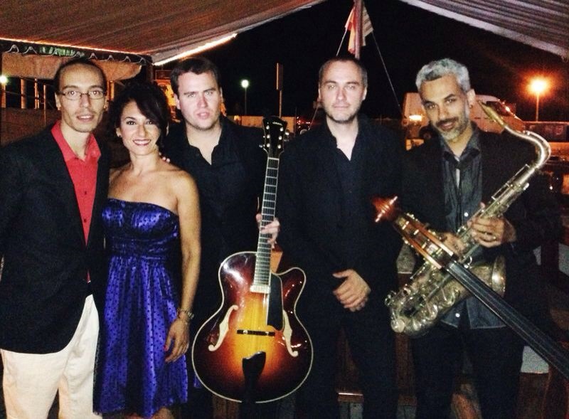 El Nautilis Swing Quintet.