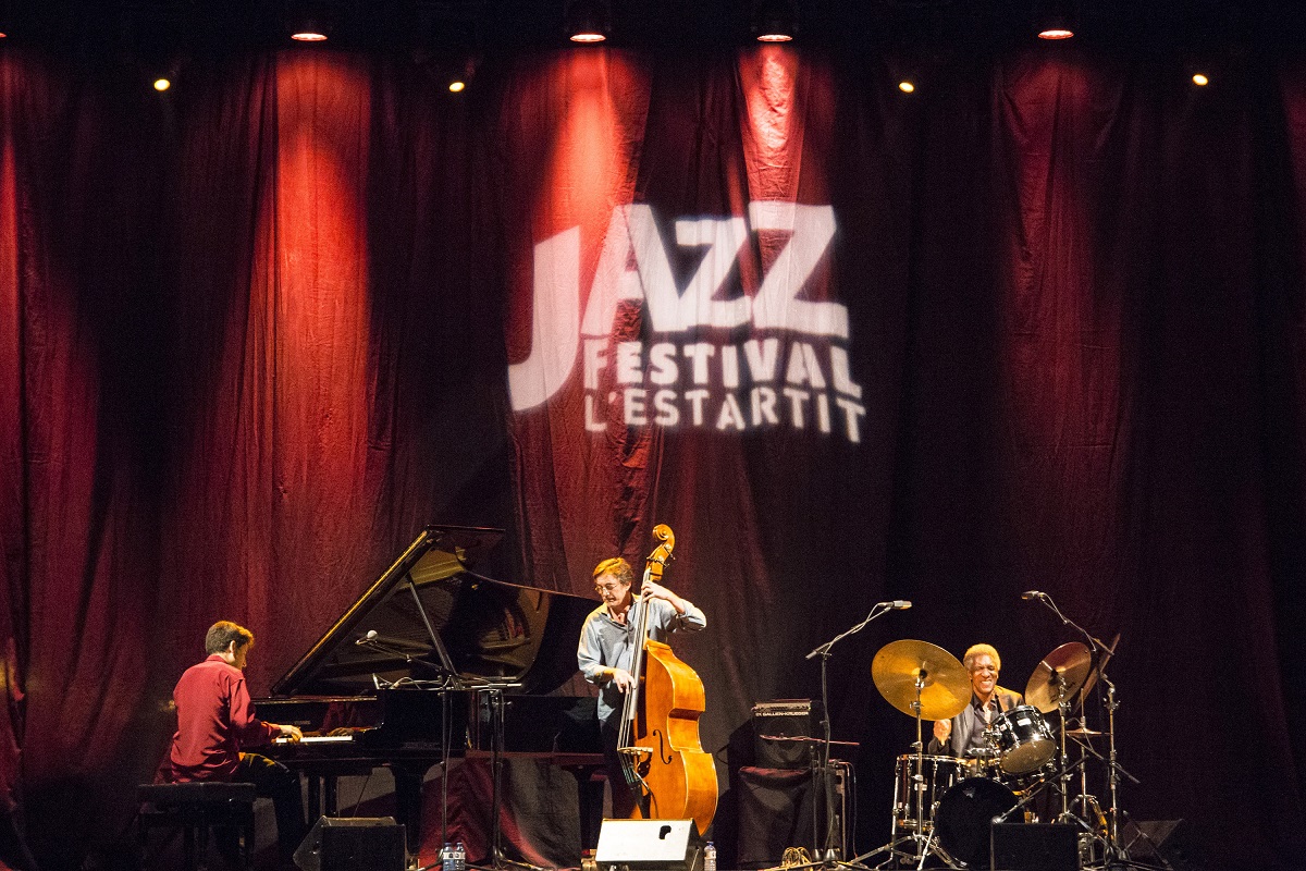 Albert Sanz Trio. | © JAZZ FESTIVAL L'ESTARTIT / MARTÍ ARTALEJO