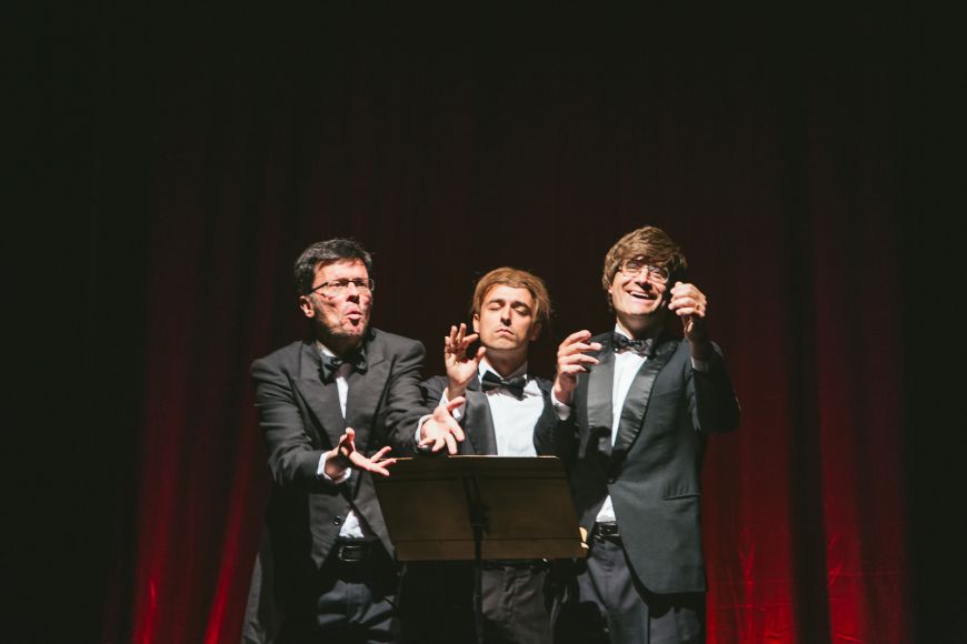 Tenors - Companyia Il·luminati Tenors - Companyia Il·luminati