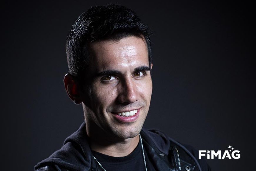 ADRIÁN VEGA ADRIÁN VEGA