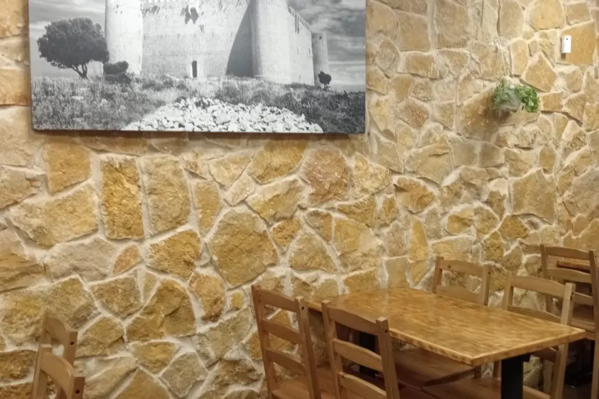 El Pedrigolet | © El Pedrigolet El Pedrigolet interior