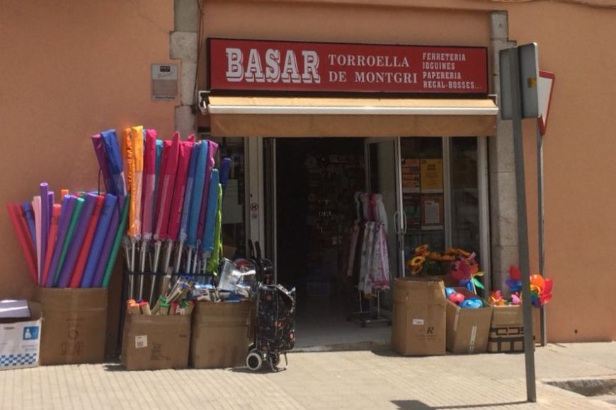 Basar Torroella façana Basar Torroella façana