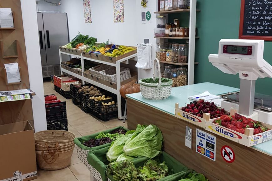 Fruites i Verdures Mundet interior 1 Fruites i Verdures Mundet interior 1