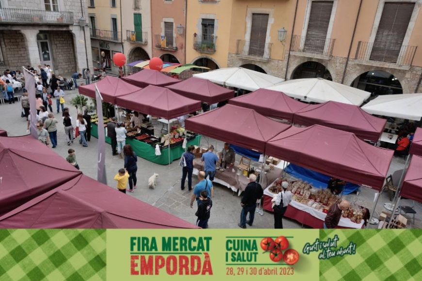 Mercat de productes artesans en el marc de la Fira Empordà Cuina i Salut Mercat de productes artesans en el marc de la Fira Empordà Cuina i Salut
