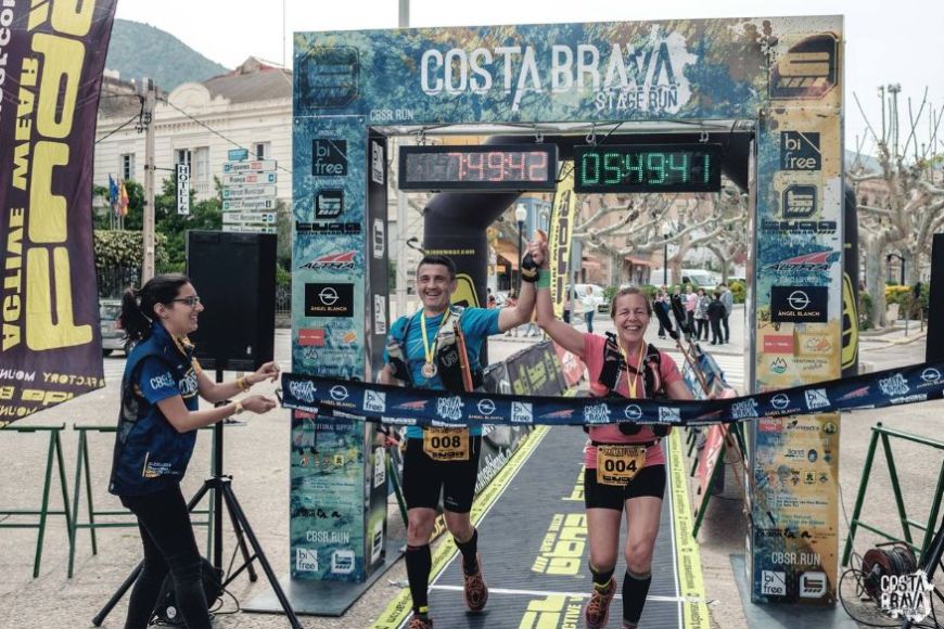 Arribada de corredors durant una edició anterior de la Costa Brava Stage Run | © Costa Brava Stage Run