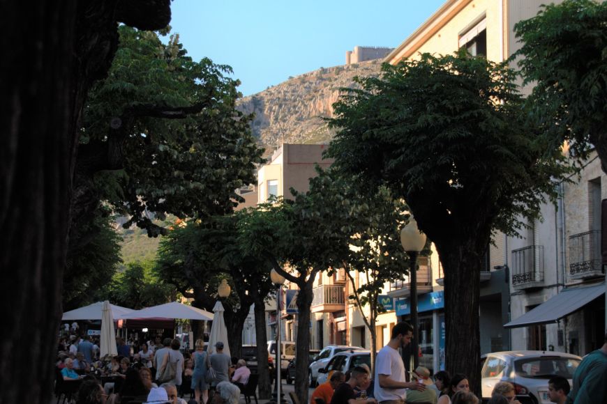 Passeig de Catalunya Passeig de Catalunya