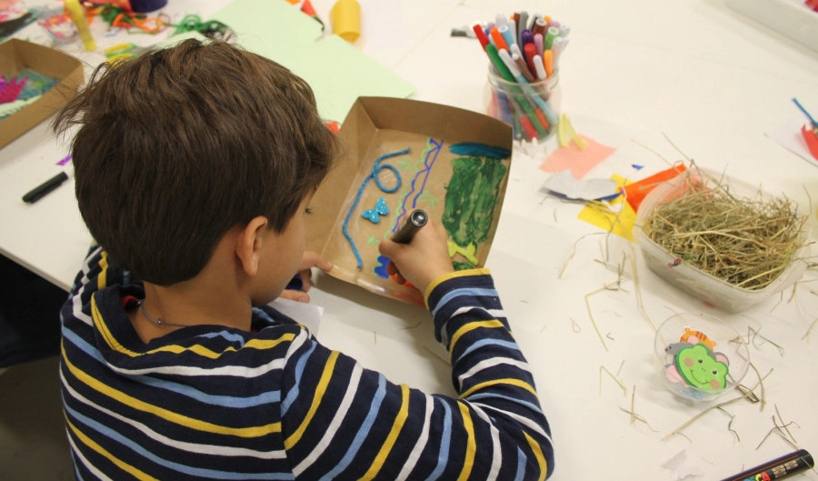 Jugant amb el surrealisme